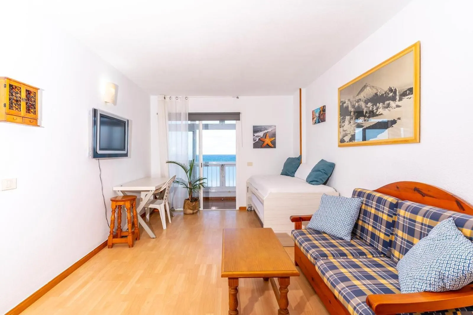Surf N Swim Vv Apartment Bajamar  Spain