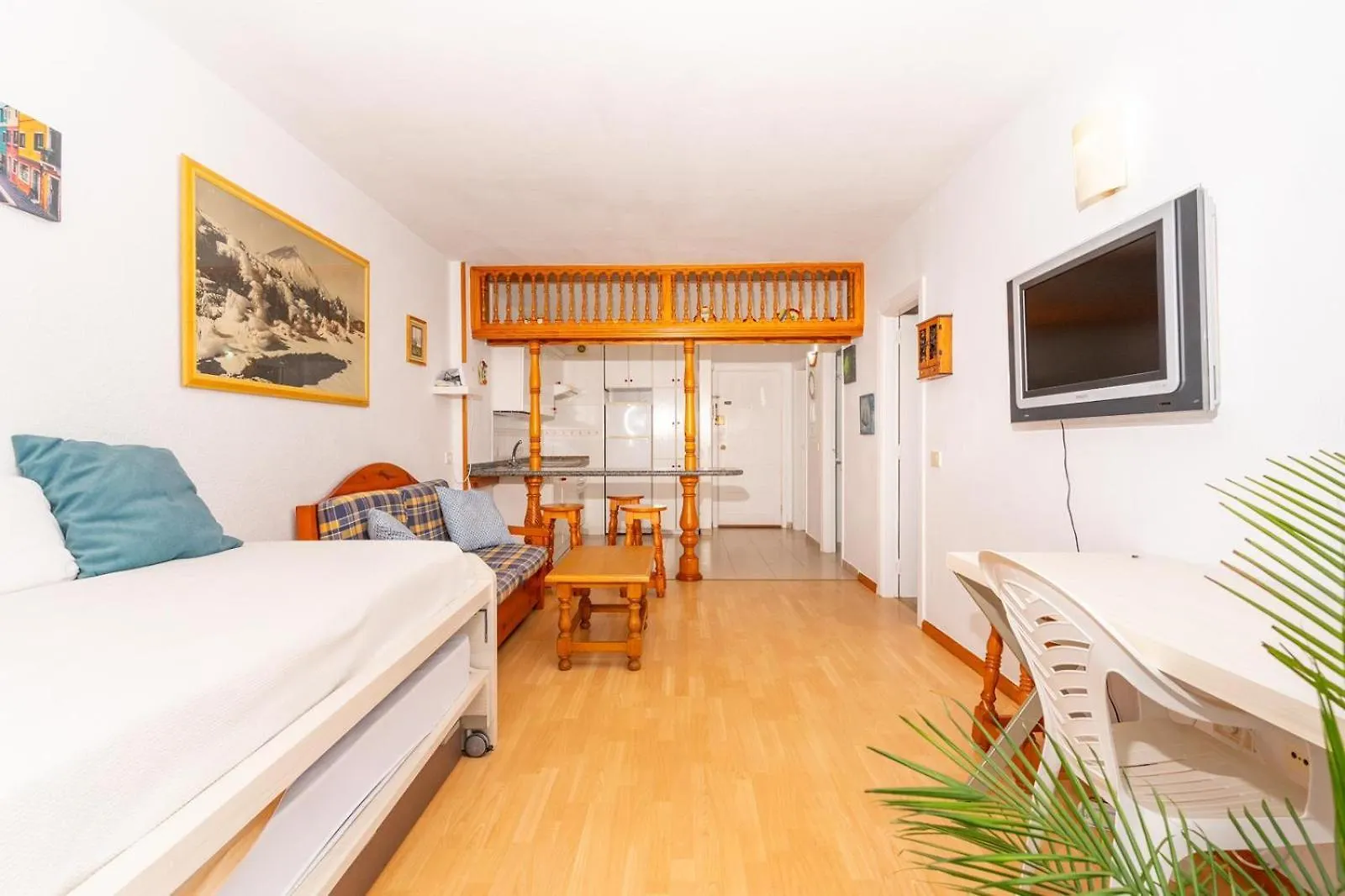 Surf N Swim Vv Apartment Bajamar  Spain